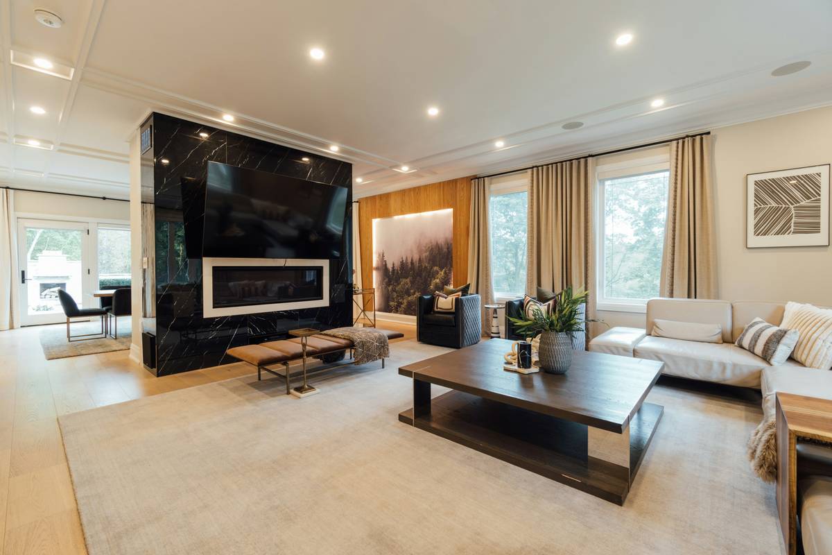 smart home automation with voice control table comparing cloud vs local execution